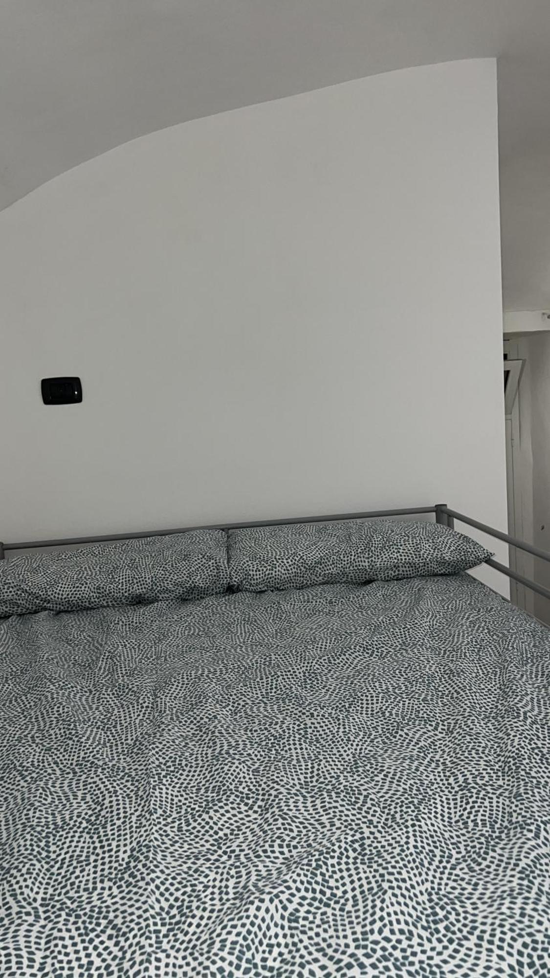 Bed2Go Brescia Apartman Torino Kültér fotó